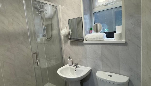 1-bed Apartment in Clifton Nottingham - Foto 4, Badezimmer
