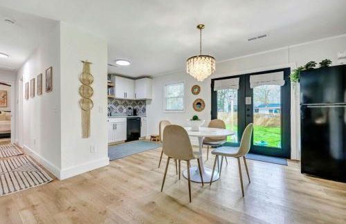 The Haven Haus - 2 Kings 1 Queen, 5 Minutes from Airport, 15 minutes to downtown - Foto 9