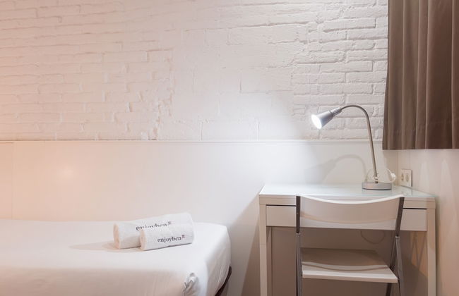 Enjoybcn Gaudi Apartments - Foto 6