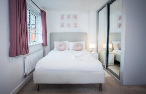 Comfortable 3-bedroom Bolton home - Photo 22