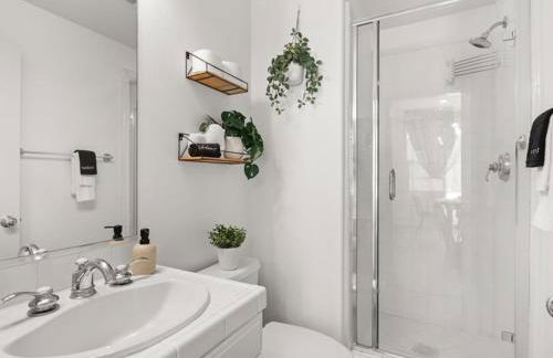 Irvine Inn Love - Lovely Furnished 3-bed Home in Woodbury - Foto 14