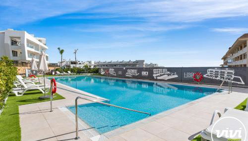 ViVi Homes - Bay Residence - pool - gym - big terrace - Foto 1