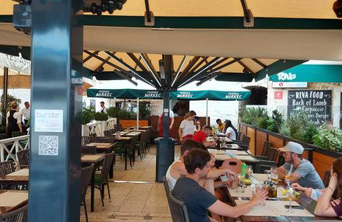 Bijela kuča - Foto 56