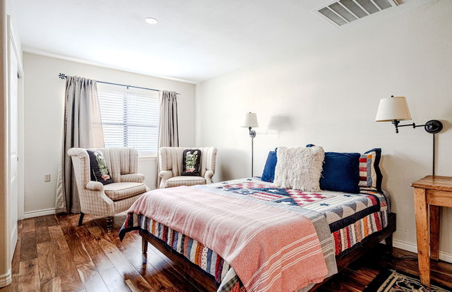 River Oaks Oasis - Foto 2