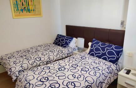 BEACHFRONT -- NEW LUXURY Apartment -- 1ª Linea Playa -- Fuengirola CITY CENTER -- Private PARKING -- Panoramic Sea Views -- - Photo 20