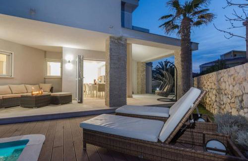 Luxury Villa White Rose with the Pool - Foto 70