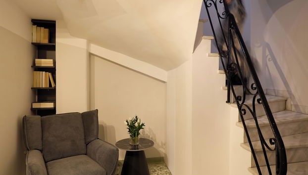 AthenSun Luxury Suites - Foto 2, Recepción