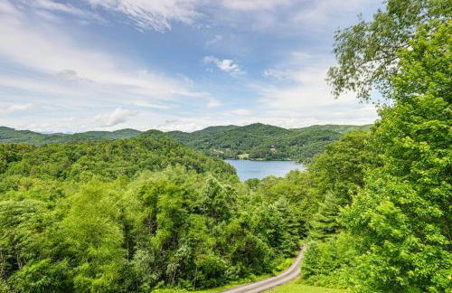 Hot Tub and Water Views Lake Glenville Home! - Foto 42