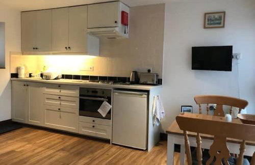 Millbrook House Apartments 8 - Photo 10