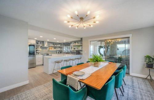 Oceanfront Family Retreat - Foto 5