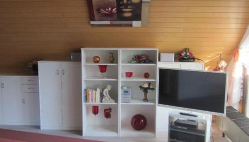 Schöne Ferienwohnung im HAUS SONNENGARTEN mit WLAN und Parkplatz in Achim bei Bremen - Foto 4