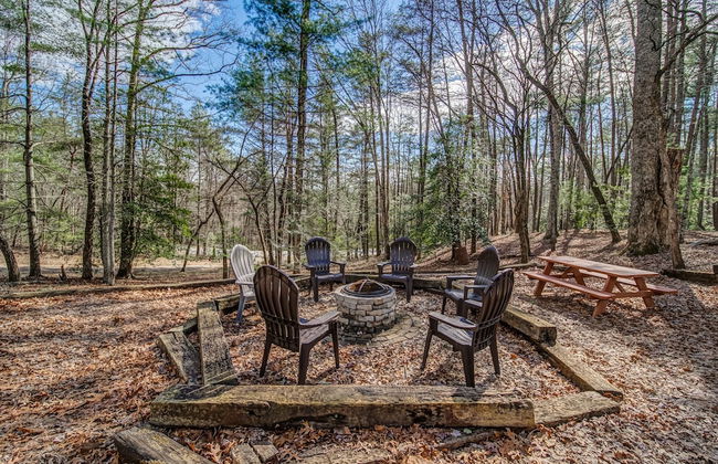 Blueridge Retreat Private 4 BDR Cabin Sleeps 10! - Foto 40