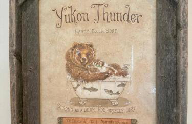 Amazing, Sunny, and Spacious! Steps to Campus! - Photo 33