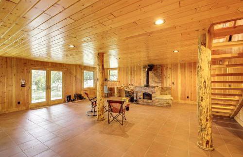 Nordic Style Lodge with Deck on 80 Acres in Arlee - Foto 16