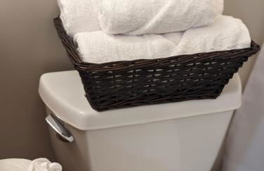 Cedar's Corner in Concord Spacious & Clean - Foto 53