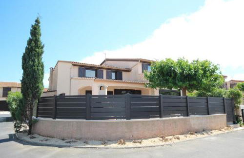 Belle villa d'angle spacieuse semi climatisée, de tout confort dans domaine PORTES DU SOLEIL, ACCES PISCINES PAYANT EN SUPPL - 3 chambres, 6 couchages, wifi, 400m de la mer LRPDSJ7 - Foto 14