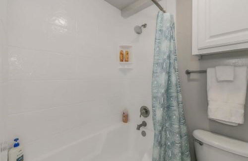 Central 3Bed2B at AT&T - Cowboy Stadium - Texas Live - Photo 14