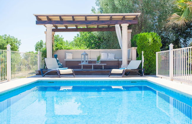 Sa Font in Petra With 3 Bedrooms and 2 Bathrooms - Photo 35