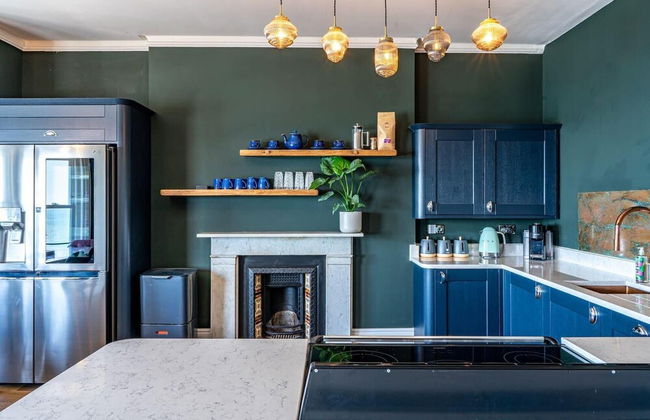 Luxury Beachfront Penthouse, Panoramic Sea Views - Foto 45