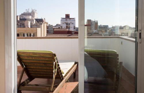 Gaudi penthouse with terrace views - Photo 16