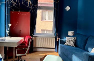 CLS Große City Altbau Wohnung für 4 Personen mit XXL Dusche, neues Bad, Dielen, Schlafsofa 160x200 mit 20cm Matratze, Smart TV & schnellem WLAN in Hildesheim Ost, Nespresso Maschine inklusive Kapseln, Nähe HAWK, Uni, Bosch, Ostbahnhof, A7 - Foto 2