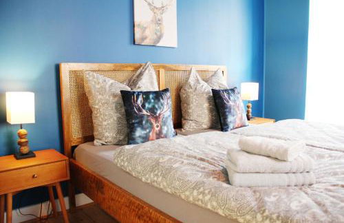 Wood Lodge mit Kinderzimmer I Messe l City l Flughafen l Hbf - Photo 13