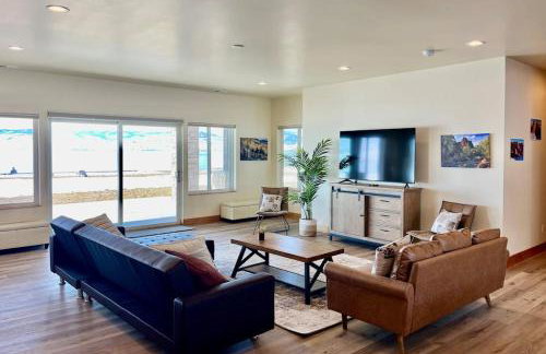 Beach Front Haven - Photo 17