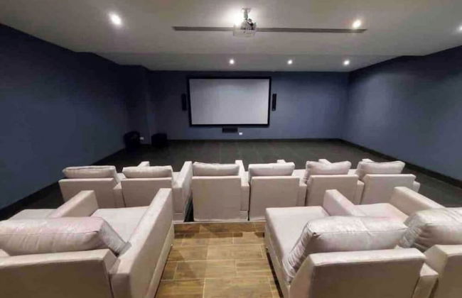 F9 Brand NewSuite Delux Gym Pool Saune - Foto 24