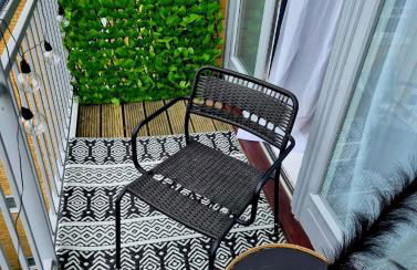 Newly Renovated Flat with Parking space - Foto 2