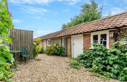 2 Bed in Weybourne oc-2372 - Photo 10