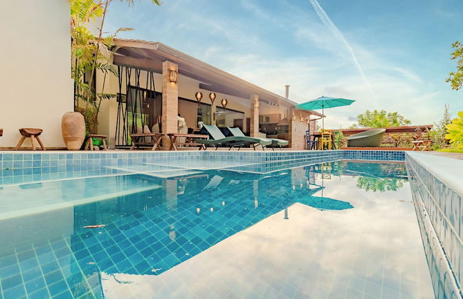 PF28 - Excelente Casa 4 Suítes - Foto 1