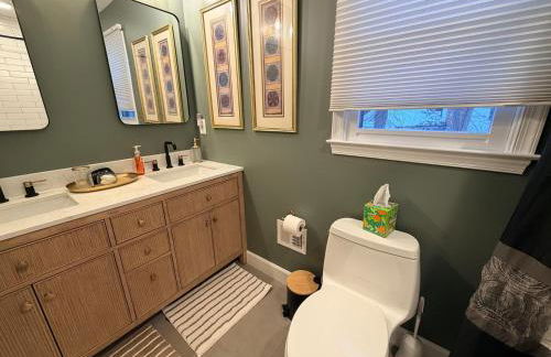 4BR Family Retreat Near Annapolis w Large Yard - Foto 30