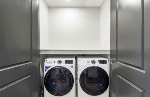 12 Min to Downtown Balcony Apt with Free Parking - Foto 24