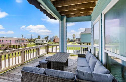 Palms & Pelicans - Photo 32