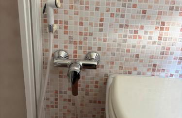 With your feet in the lake - Photo 13