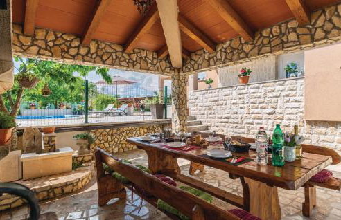 Awesome Home In Nedescina With Kitchen - Foto 15