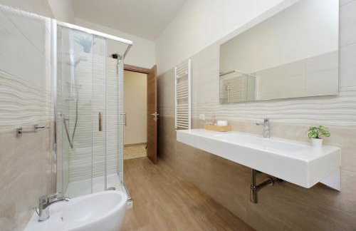 Modern Large Apartment in Rome - Photo 16