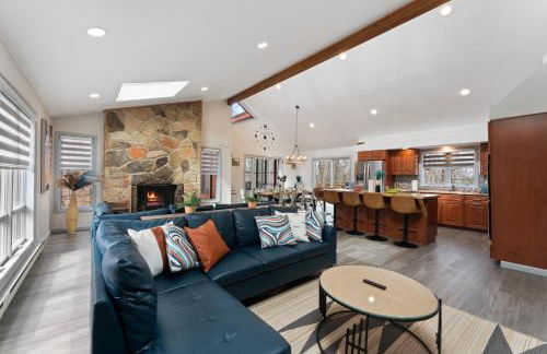 Open Concept & Stylish-HotTub-Sauna-Billiard-Poker-BBQ - Foto 7