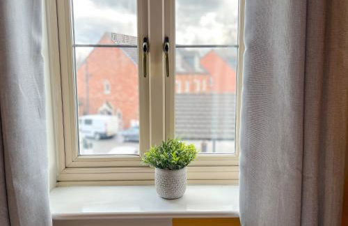 Mayflower 3 Bedrooms House 7 Beds 2 Showers Off Road Parking - Foto 26