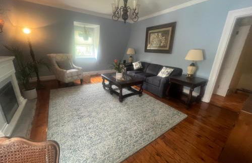 2Br Private Victorian Apartment in City location on half acre Sleeps 5 - Foto 12