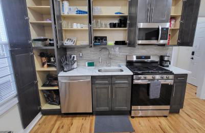 OoohLaLa! 2 Beds and 2 Full Baths w/Free Parking - Foto 22