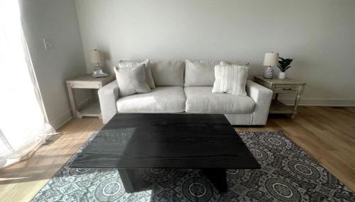 Papillion Family Home with Garage - Foto 5