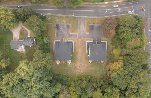 Ideal Family Stay Sleeps 20 in Bloomfield, CT - Foto 75