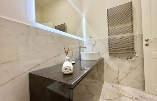 Duomo Luxury Apartment - Photo 80