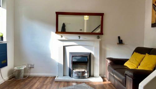 Cosy Contractors Retreat in Batley - sleeps 3 - Foto 3