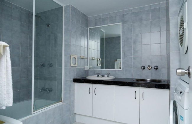 Crystal Beachfront Apartments - Foto 35