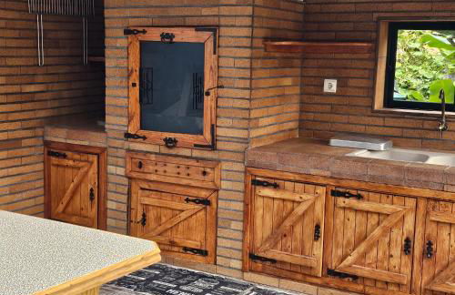 JoLi Larano - BBQ In - Foto 12