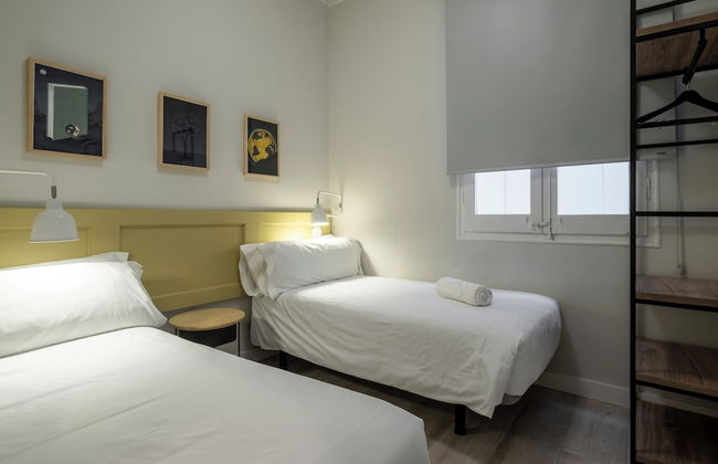 Aspasios Gracia Apartments - Photo 15