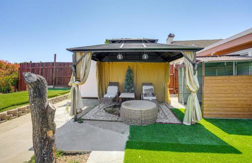 Bay and Hill Views Modern Hercules Home - Foto 30