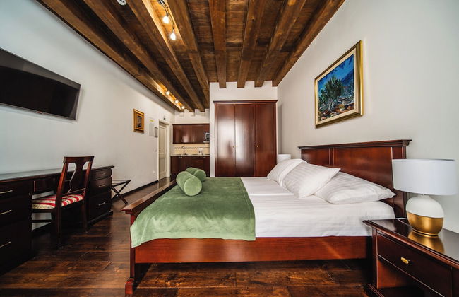 SUNce Palace Apartments with free offsite parking - Foto 10